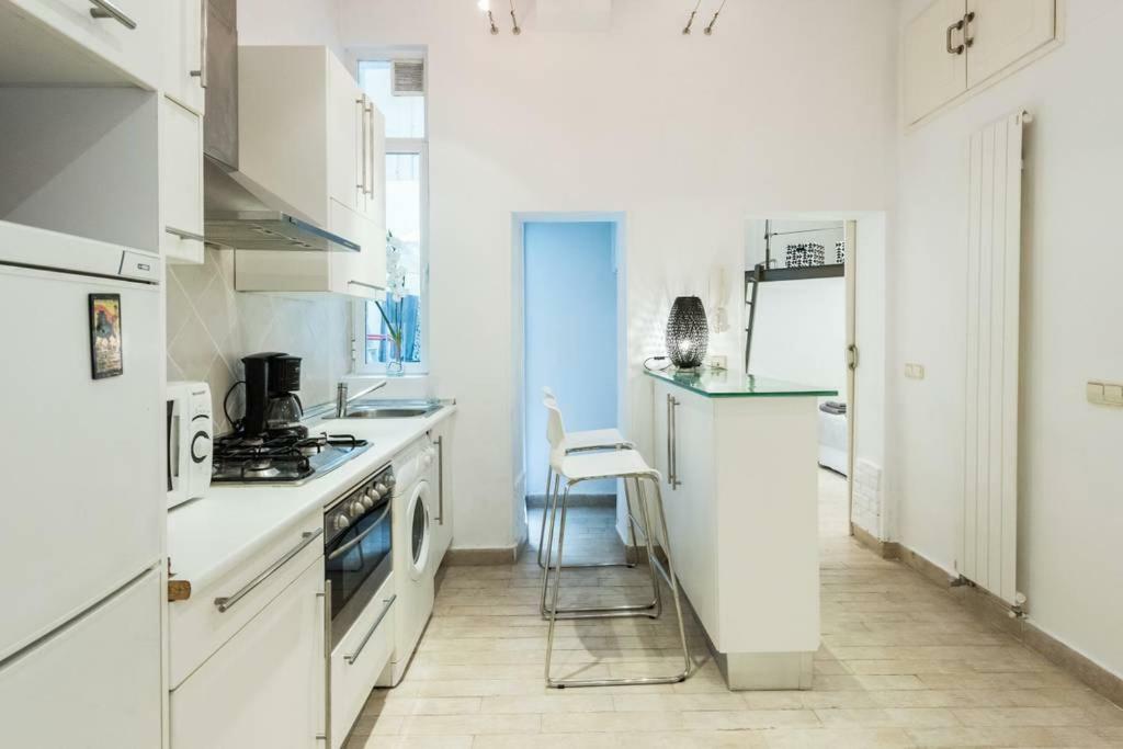 Stylish Loft At Chueca'S Heart Apartman Madrid Kültér fotó